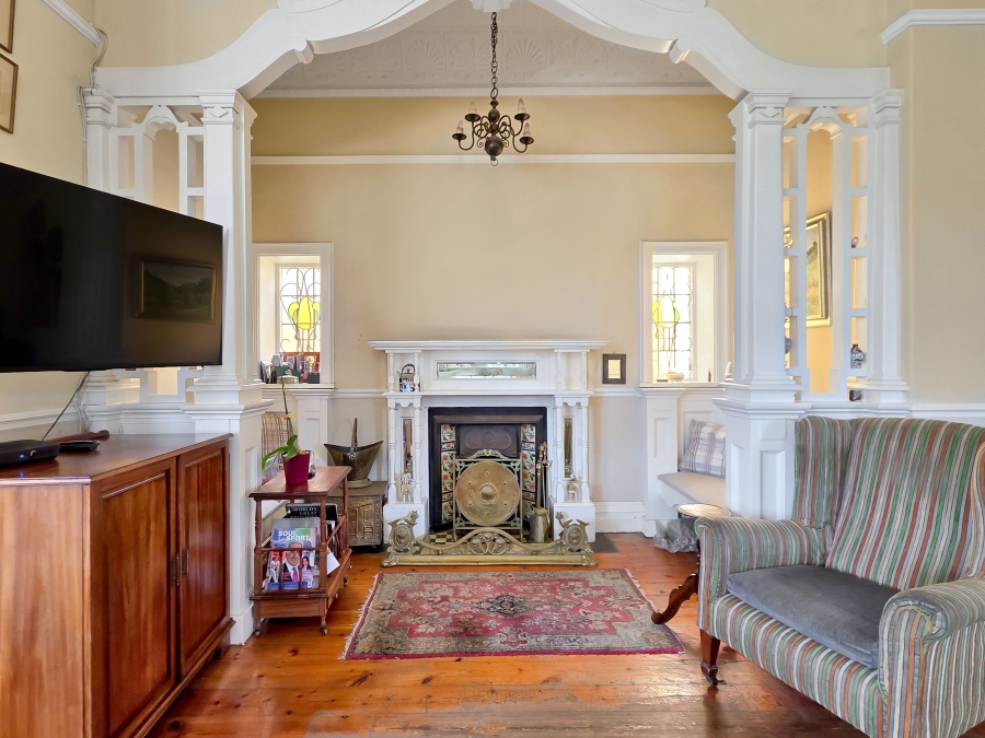 6 Bedroom Property for Sale in Sea Point Western Cape